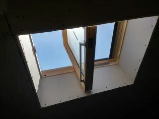 Aislamiento con celulosa en buhardillas — ACCF, aislamiento con celulosa en Madrid (7 de 16)