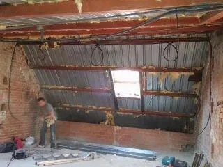 Aislamiento con celulosa en buhardillas — ACCF, aislamiento con celulosa en Madrid (1 de 22)